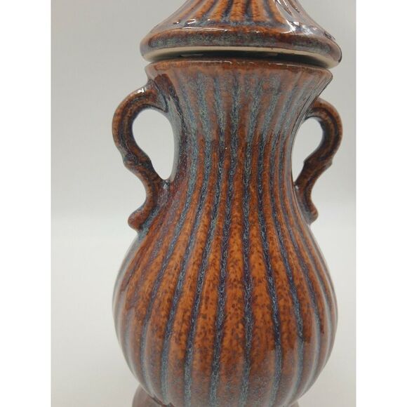 vtg JIM BEAM Collectible Decanter BOTTLE 1979 Urn Ribbed Brown & Blue - Picture 8 of 9